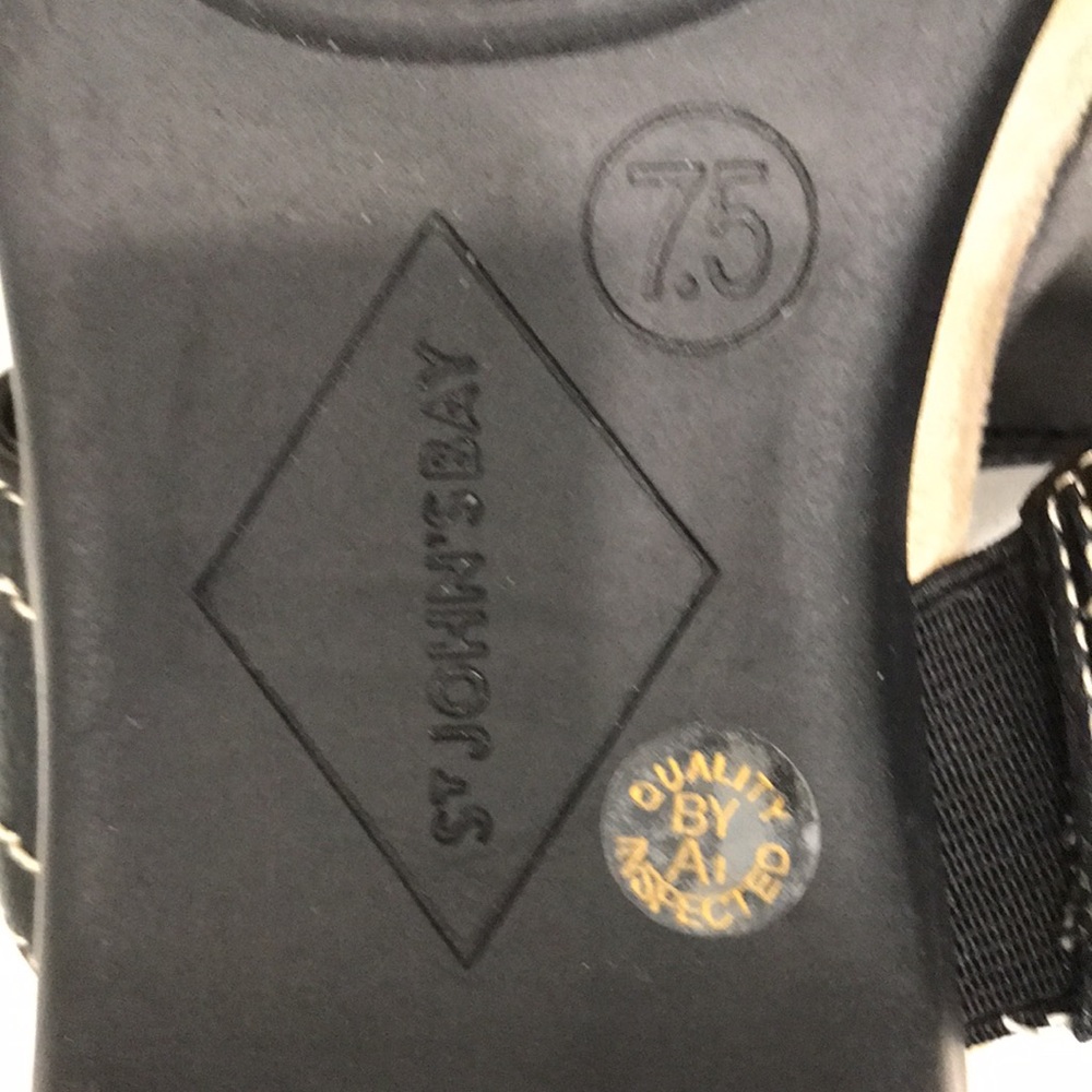 SZ 7.5 ST. JOHNS BAY THONG SANDLES.THEY HAV COMFORT INSOLES WITH RUBBER SOLES 🌴 - Picture 5 of 8